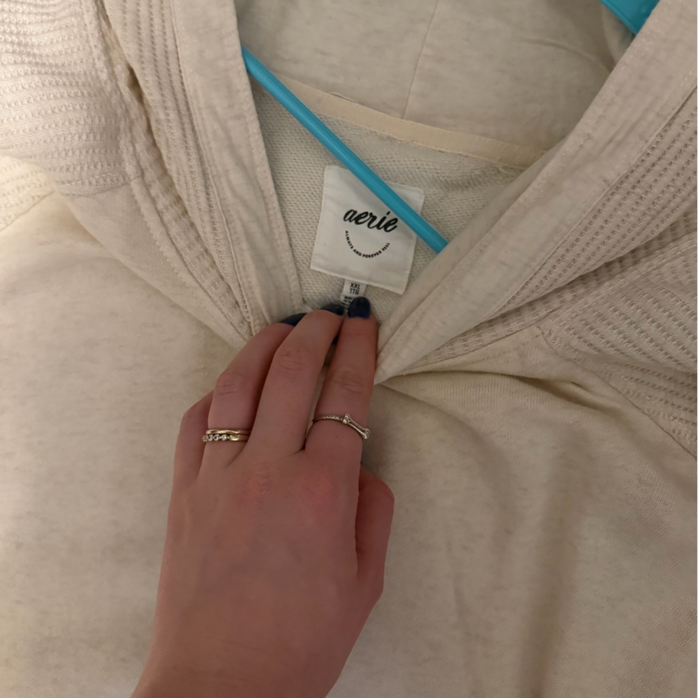 Aerie Cream Textured Hoodie - Picture 2 of 2